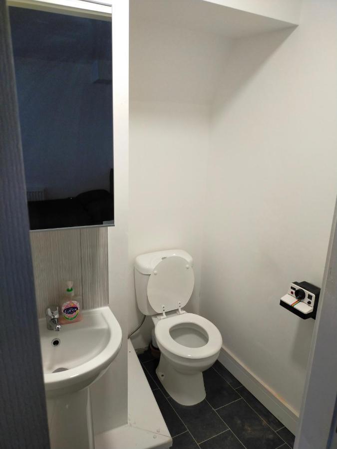 4 Bed Entire House - Heart Of The City - Near Sufc Sheffield Dış mekan fotoğraf